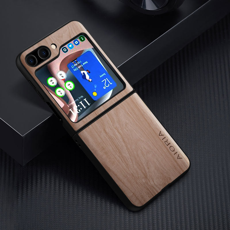 Real Wood Galaxy Z Flip5 Covers, Toast